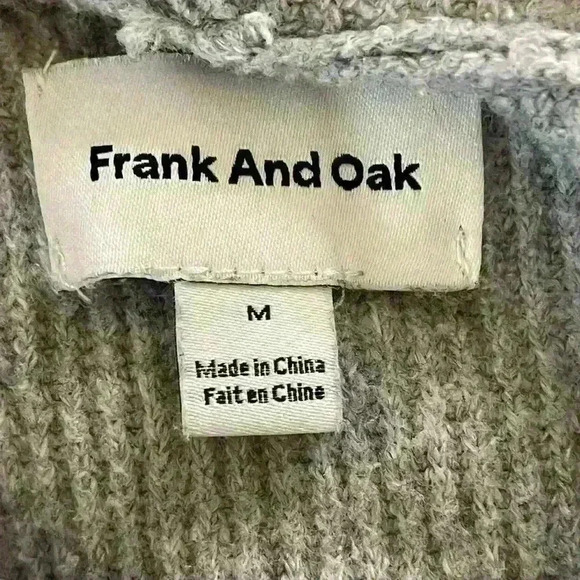 Frank & Oak Cropped Cable Knit  Hoodie Sweater Size Medium - Picture 7 of 8